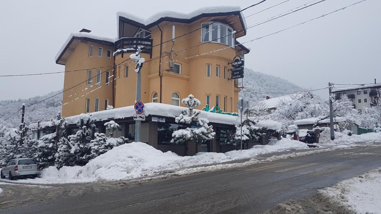 Tukan Hotel Sochi Exterior photo